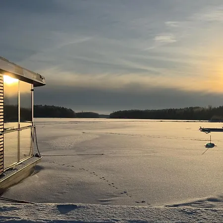 Aava Floating 25 Savonlinna