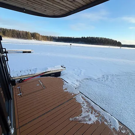 Aava Floating 25