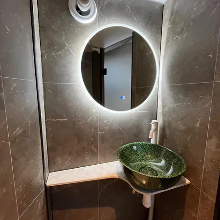 ספינת מלון Aava Floating 25 *