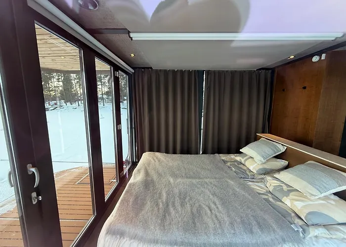 Aava Floating 25 Savonlinna