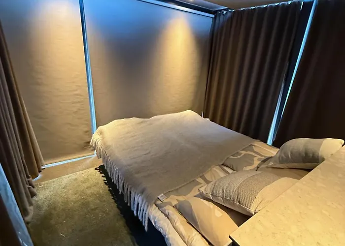 Botel Aava Floating 25 *